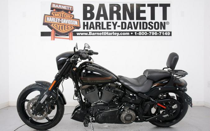 2016 Harley-Davidson FXSE CVO™ Pro Street Breakout