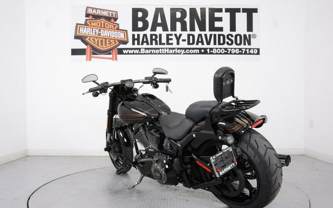 2016 Harley-Davidson FXSE CVO™ Pro Street Breakout