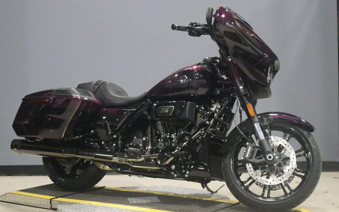 2025 Harley-Davidson CVO Street Glide FLHXSE
