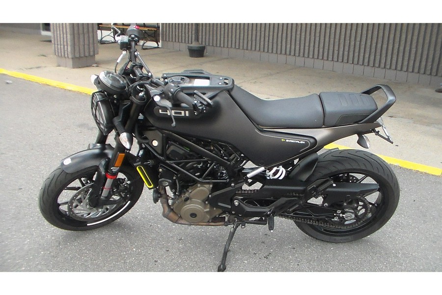 2022 Husqvarna Motorcycles Svartpilen 401