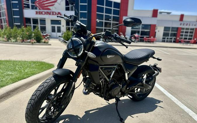 2025 Ducati Scrambler Icon Dark