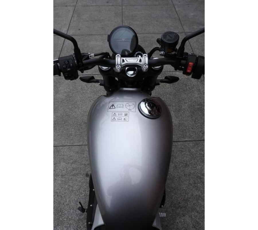 2025 Triumph Speed Twin 900 Aluminium Silver/Carnival Red/Jet Black