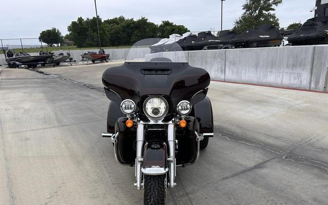 2022 Harley-Davidson® FLHTCUTG - Tri Glide® Ultra