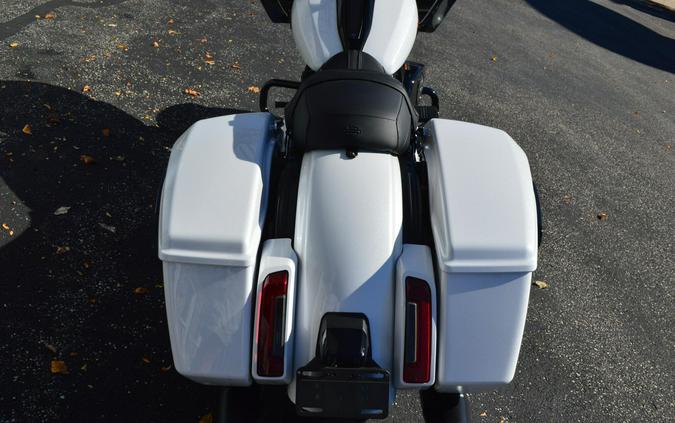 FLTRX 2025 Road Glide™