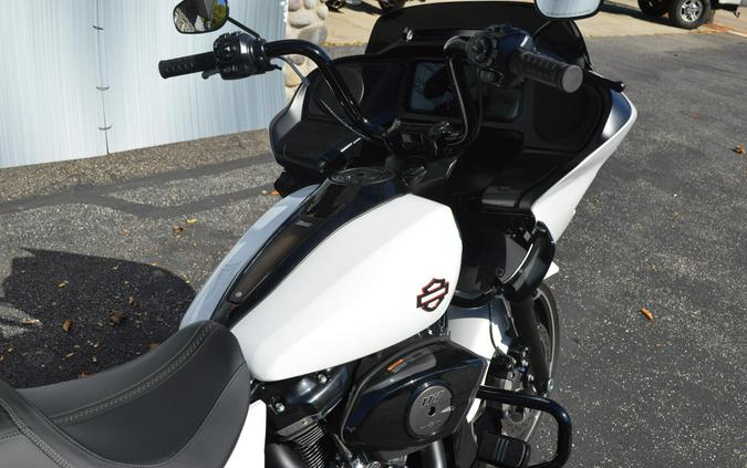 FLTRX 2025 Road Glide™