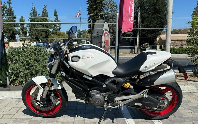 2014 Ducati Monster 696