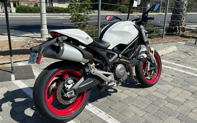 2014 Ducati Monster 696