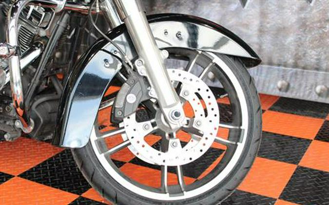 2015 Harley-Davidson Road Glide®