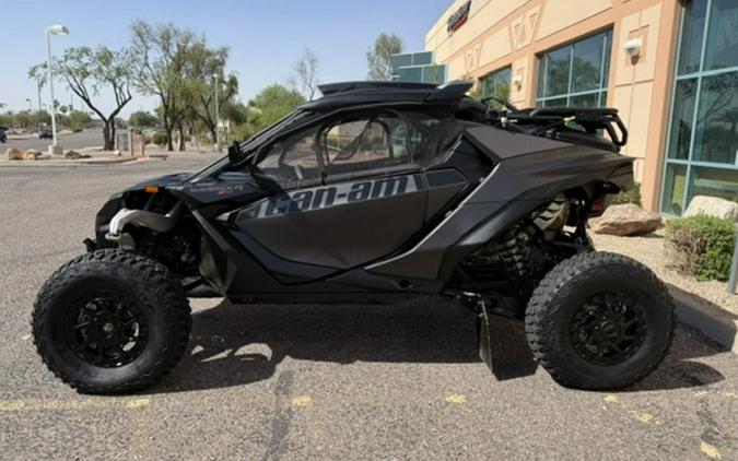 2024 Can-Am Maverick R X RS With Smart-Shox Triple Black