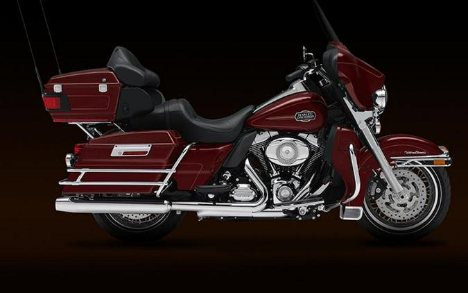 2010 Harley-Davidson® FLHTCU - Ultra Classic® Electra Glide