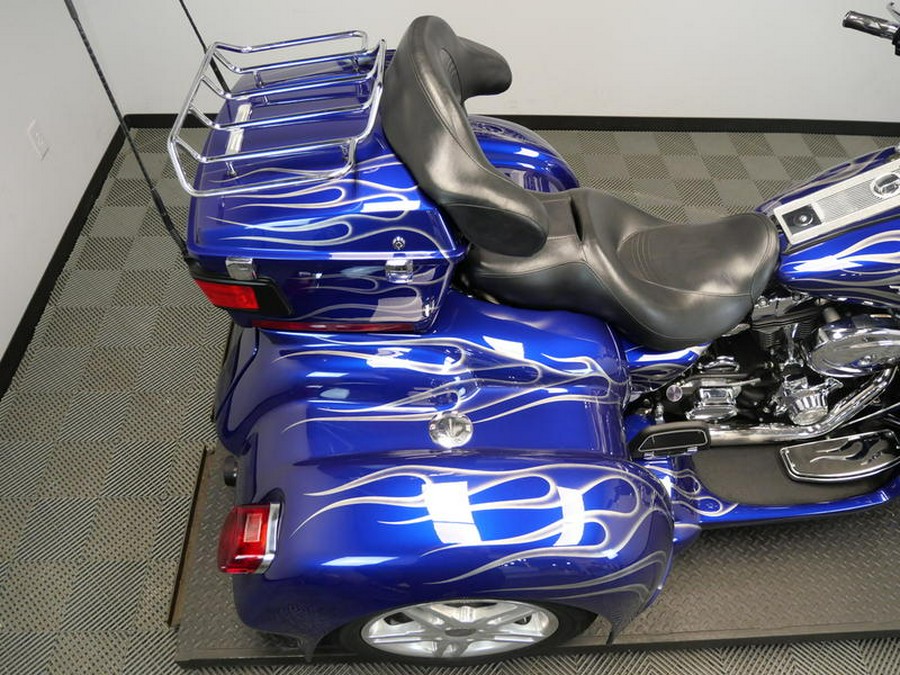 2006 Harley-Davidson® FLHR - Road King® Trike