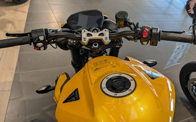 2025 Triumph Street Triple 765 RS