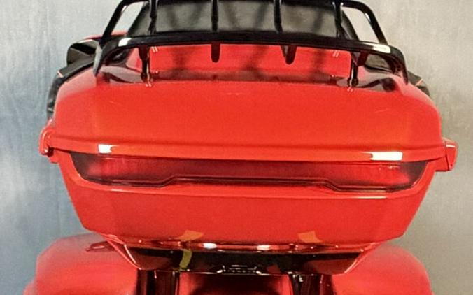 2026 Harley-Davidson® CVO Street Glide Limited FLHXLSE CITRUS HEAT