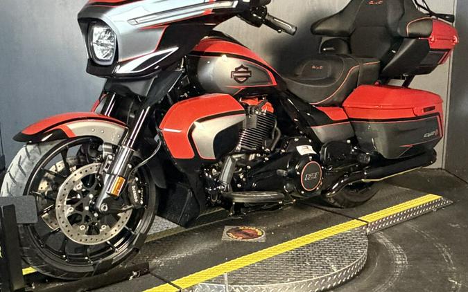 2026 Harley-Davidson® CVO Street Glide Limited FLHXLSE CITRUS HEAT