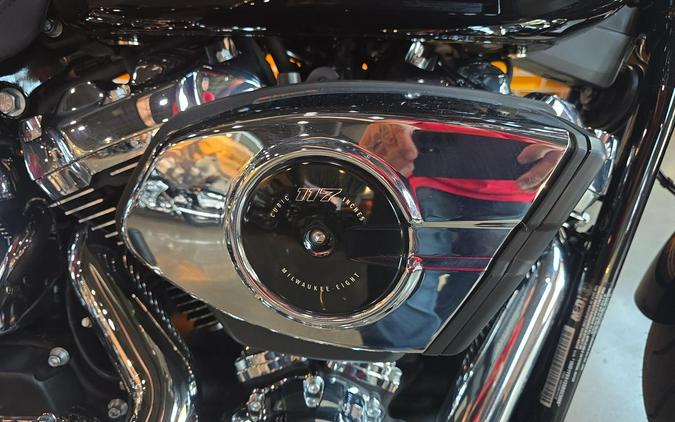 Harley-Davidson® Breakout™ 2025