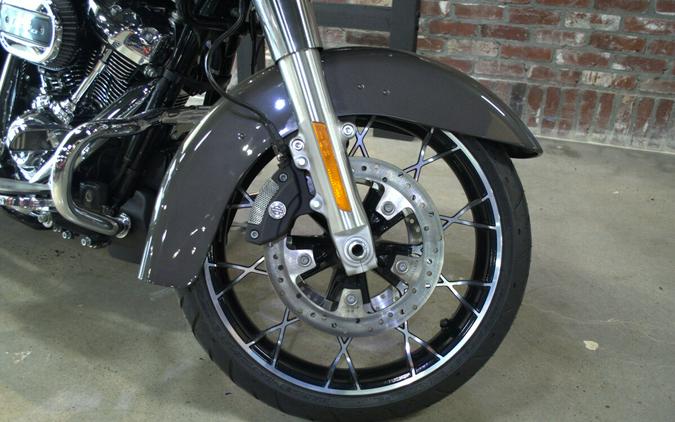 2023 Harley-Davidson® Road Glide® Special Gray Haze