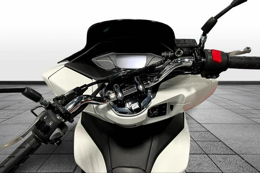 2022 Honda® PCX