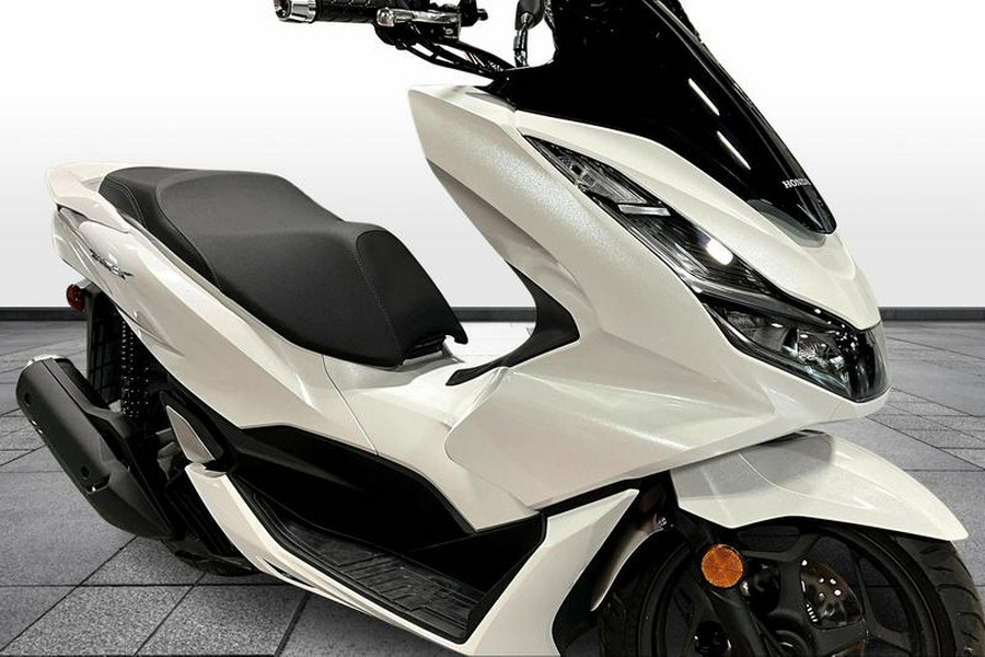 2022 Honda® PCX