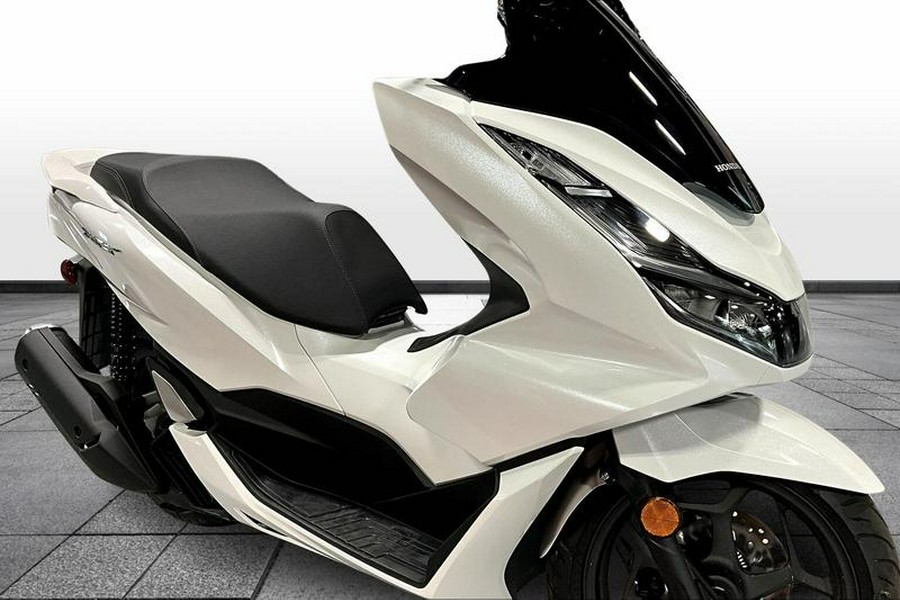 2022 Honda® PCX