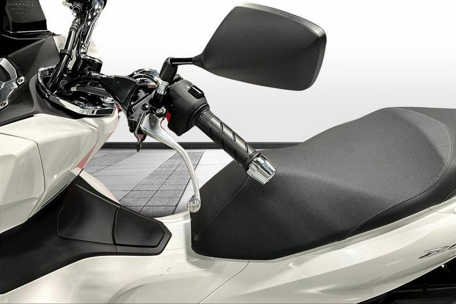 2022 Honda® PCX