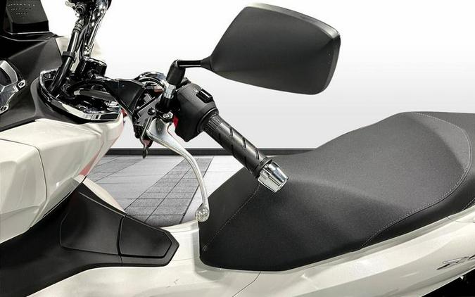 2022 Honda® PCX