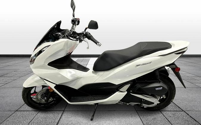 2022 Honda® PCX