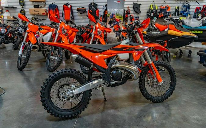 2025 KTM 300 XC