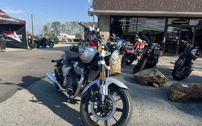 2024 Royal Enfield Super Meteor 650 Interstellar Grey