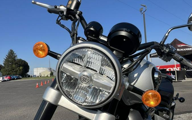 2024 Royal Enfield Super Meteor 650 Interstellar Grey