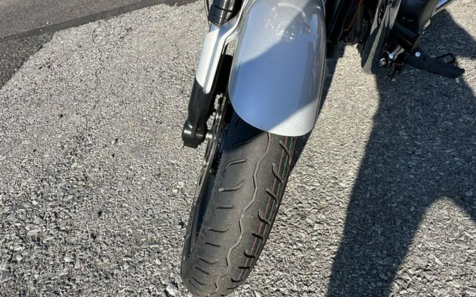 2024 Royal Enfield Super Meteor 650 Interstellar Grey