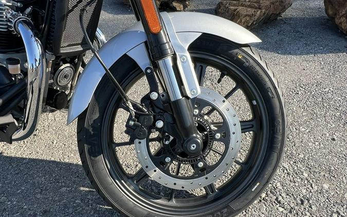 2024 Royal Enfield Super Meteor 650 Interstellar Grey