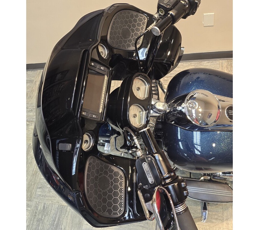 2016 Harley-Davidson® Road Glide® Special Cosmic Blue Pearl FLTRXS