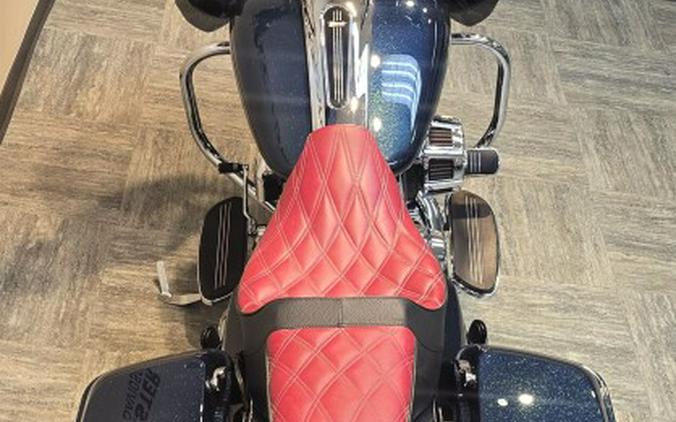 2016 Harley-Davidson® Road Glide® Special Cosmic Blue Pearl FLTRXS