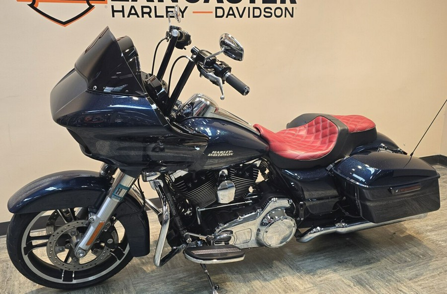 2016 Harley-Davidson® Road Glide® Special Cosmic Blue Pearl FLTRXS