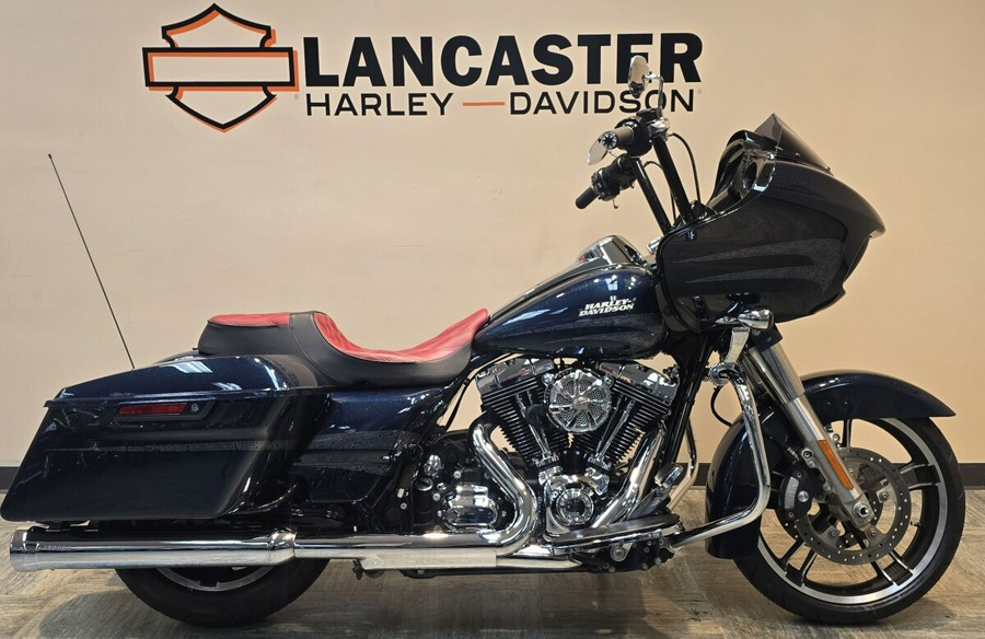 2016 Harley-Davidson® Road Glide® Special Cosmic Blue Pearl FLTRXS