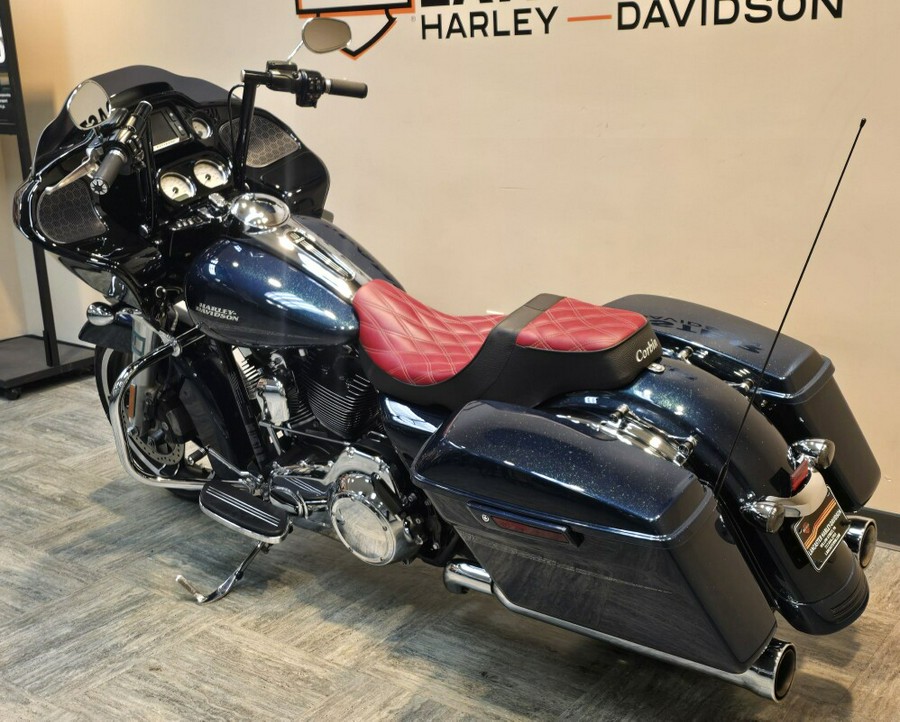2016 Harley-Davidson® Road Glide® Special Cosmic Blue Pearl FLTRXS