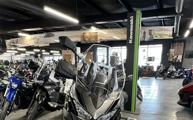 2023 Kawasaki Versys® 1000 SE LT+