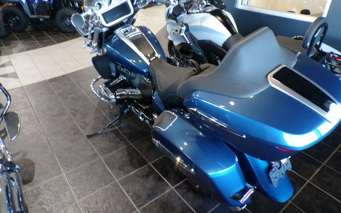 2023 BMW R 18 Transcontinental Gravity Blue Metallic