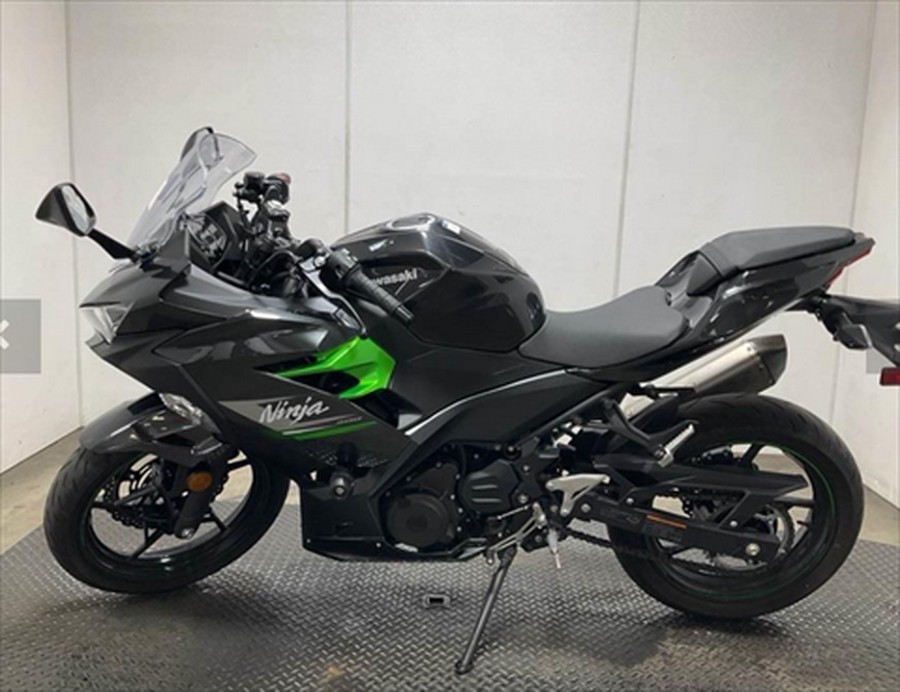 2023 Kawasaki Ninja 400