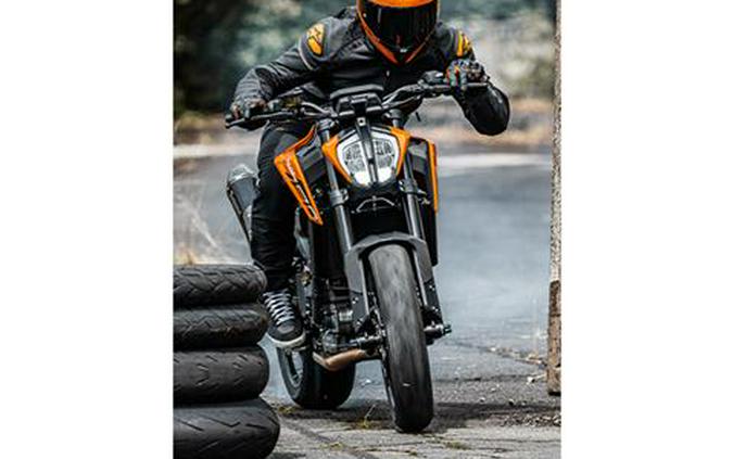 2024 KTM 790 Duke