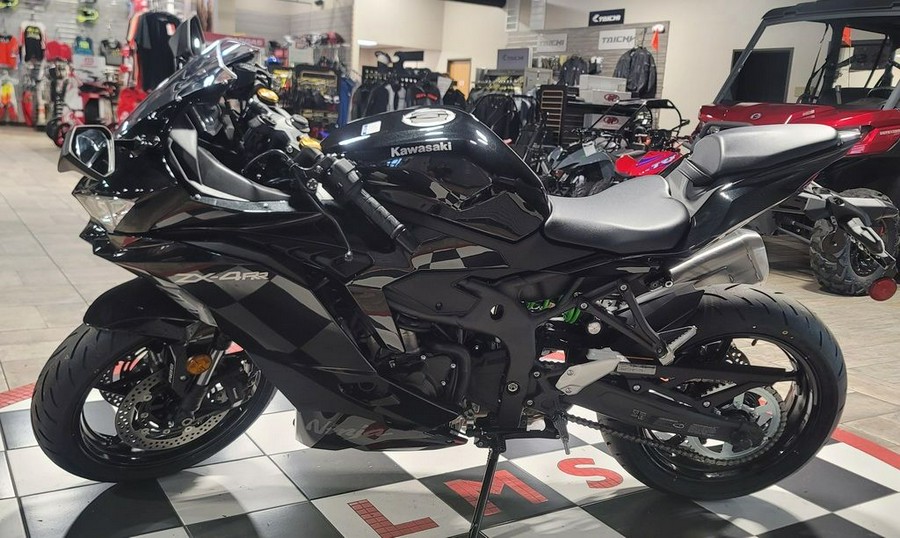 2024 Kawasaki Ninja® ZX™-4RR ABS