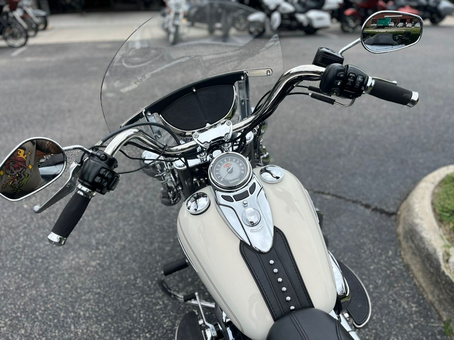 2014 Harley-Davidson Softail® Heritage Softail® Classic