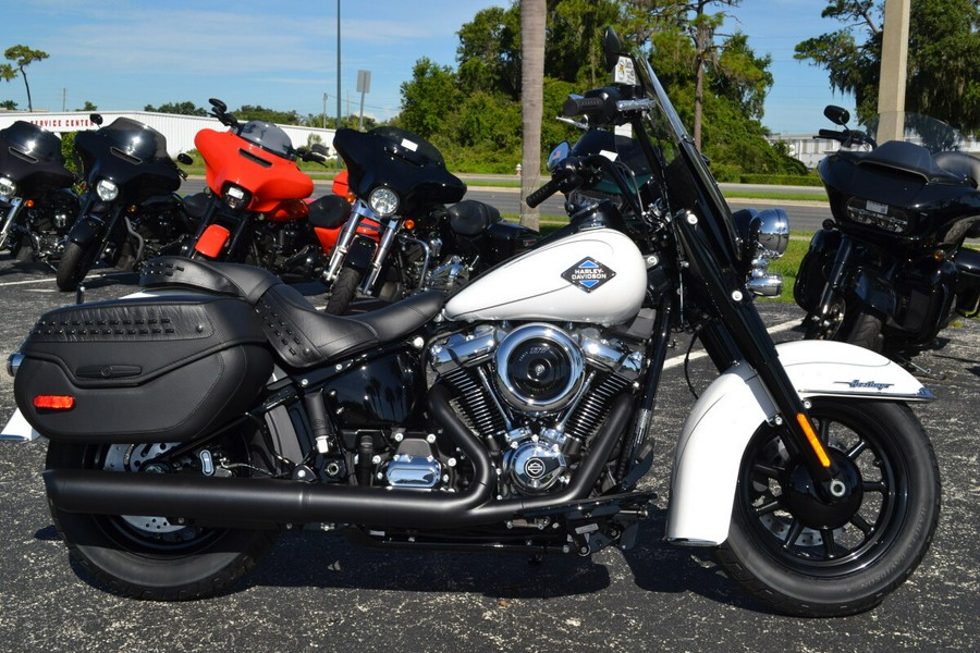 2025 Harley-Davidson® Heritage Classic - FLHC