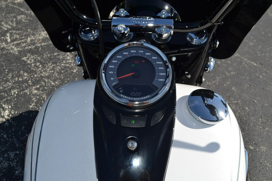 2025 Harley-Davidson® Heritage Classic - FLHC