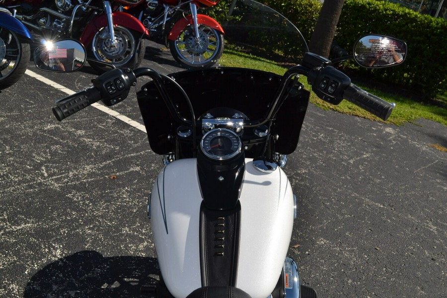 2025 Harley-Davidson® Heritage Classic - FLHC