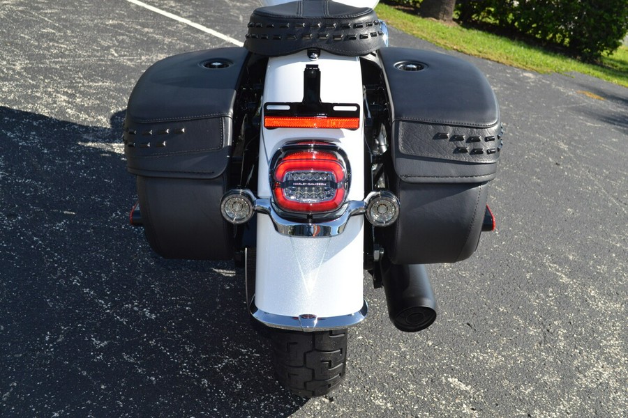 2025 Harley-Davidson® Heritage Classic - FLHC
