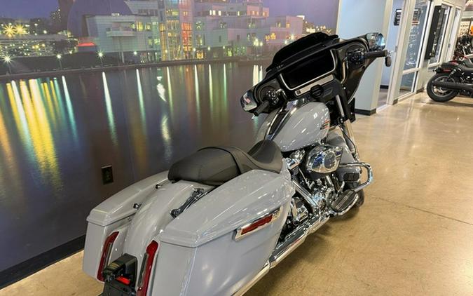 2026 Harley-Davidson FLHX - Street Glide