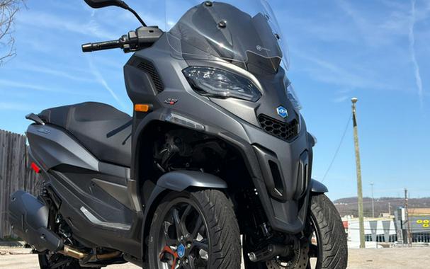 2026 Piaggio MP3 530 EXCLUSIVE