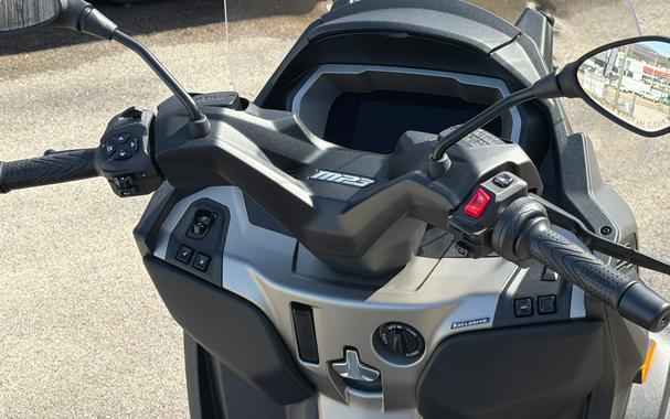 2026 Piaggio MP3 530 EXCLUSIVE