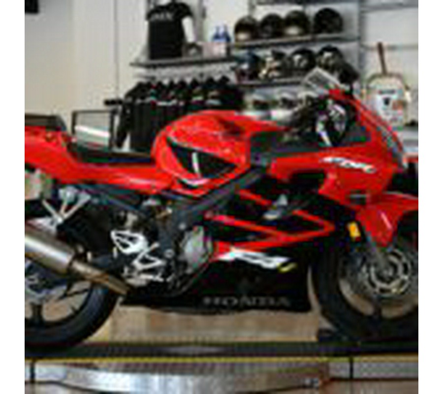 2002 Honda CBR600F4I